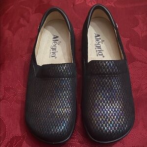 Alegria Black Iridescent Flats